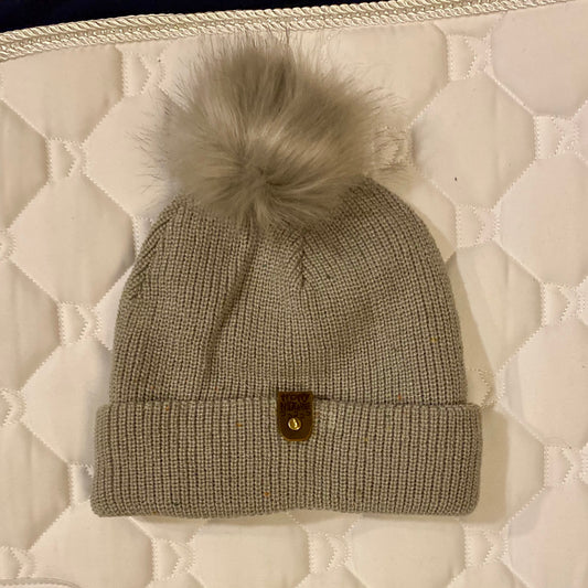 Pom Beanie - Light Grey